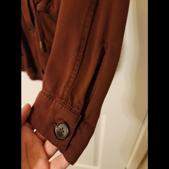 Maroon jacket - Picture 3 of 3